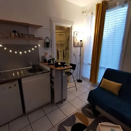 Апартаменты Joli - Proche - Balcon